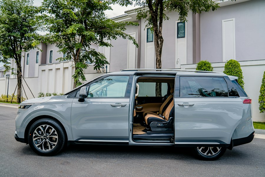 Used minivans
