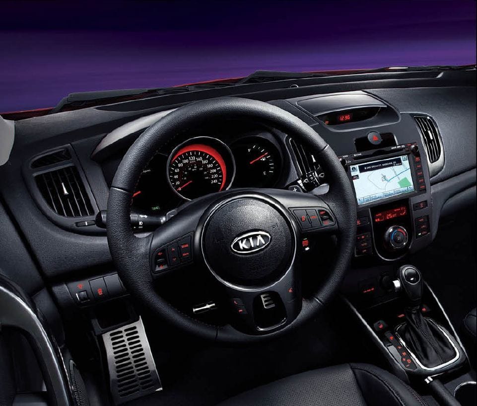 2013 Kia Forte Dashboard