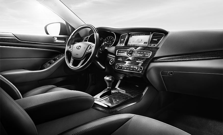 2014 Kia Cadenza Premium Interior