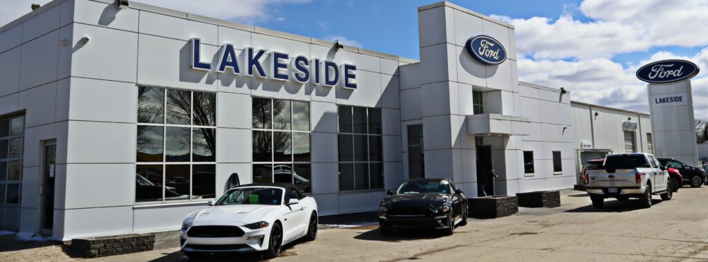 Lakeside Ford Exterior Building