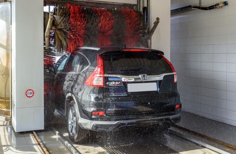 Honda CR-V getting a car wash