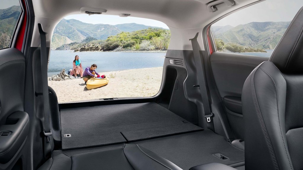 2016 Honda HR-V interior trunk space