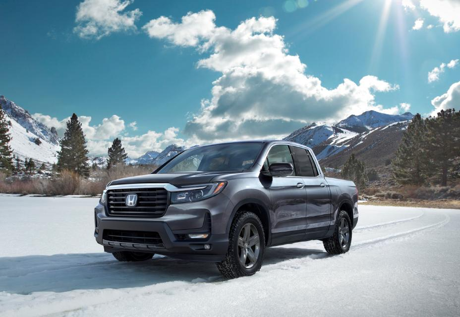 2023 grey Honda Ridgeline in the snow