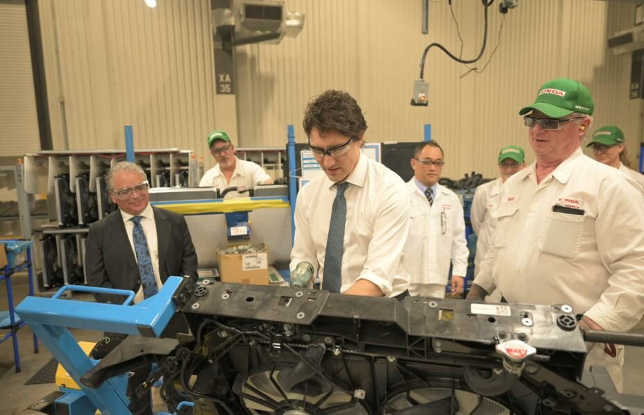 Justin Trudeau at Honda plant