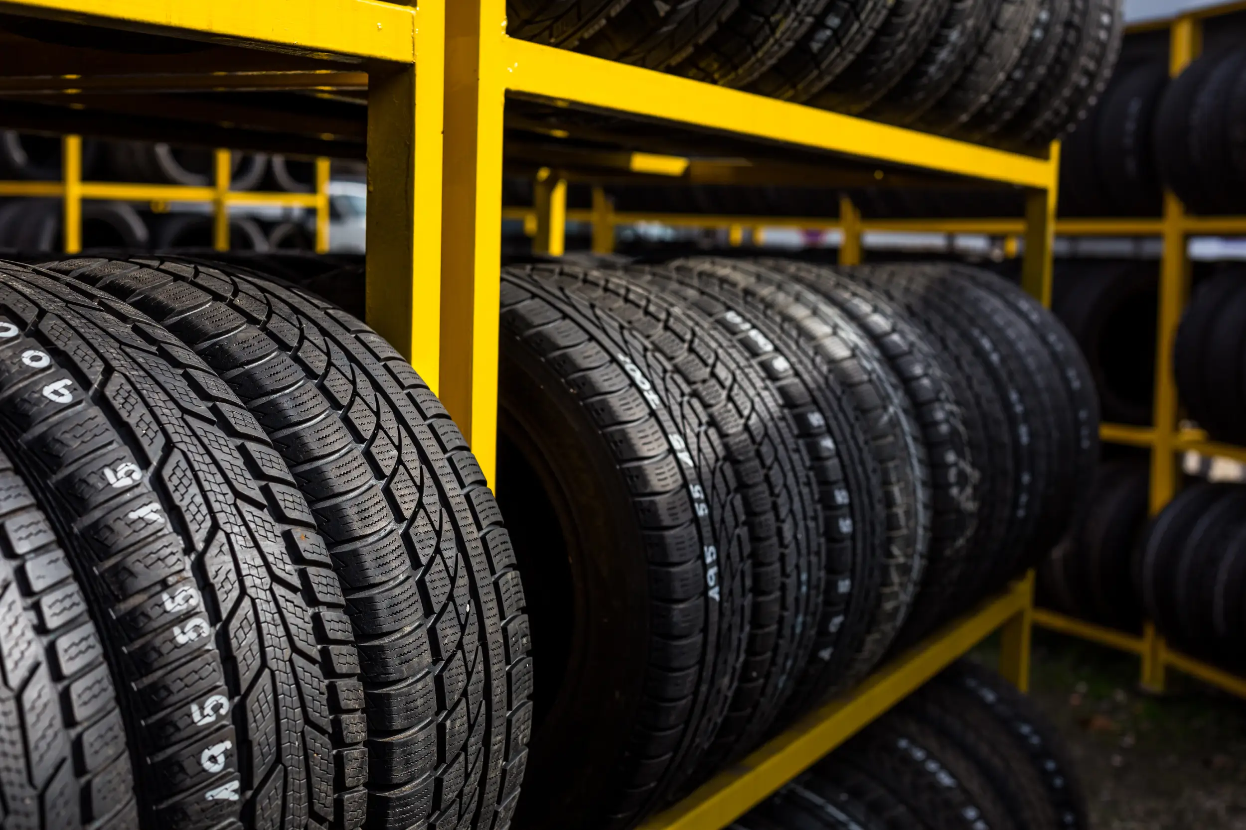 All-Season vs. All-Weather Tires: A Detailed Comparison - Carpages