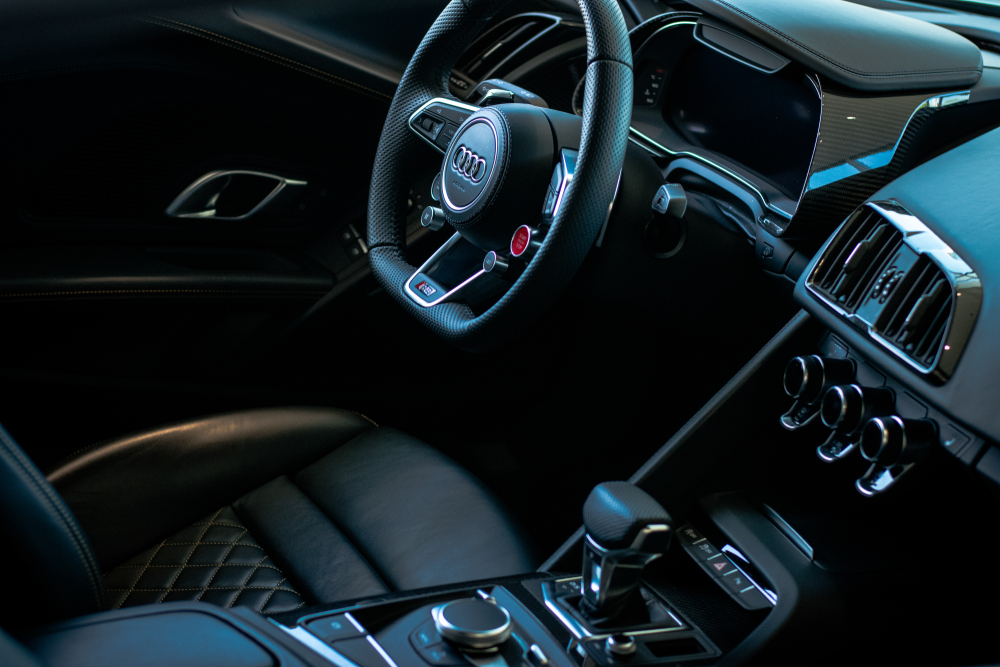 Audi R8 interior