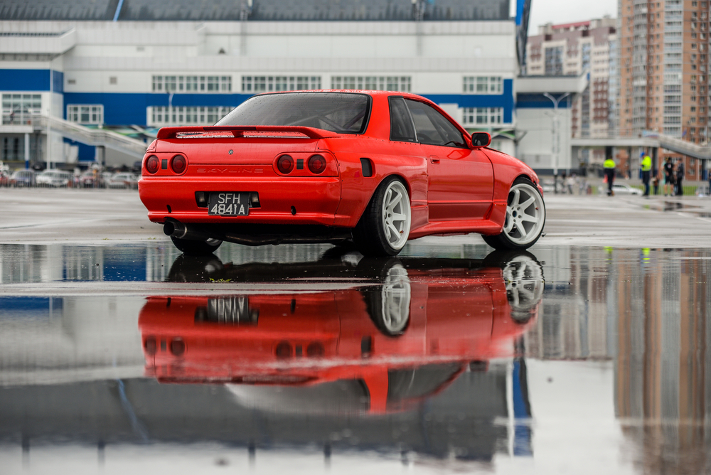 red gtr r32