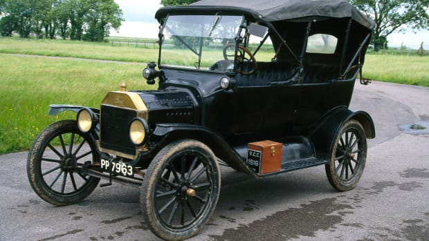 What is the world's first car? - Carpages Blog