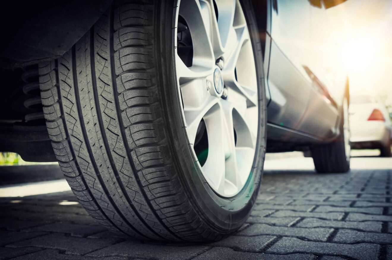 what-s-the-difference-between-brand-name-and-budget-tires-carpages-blog