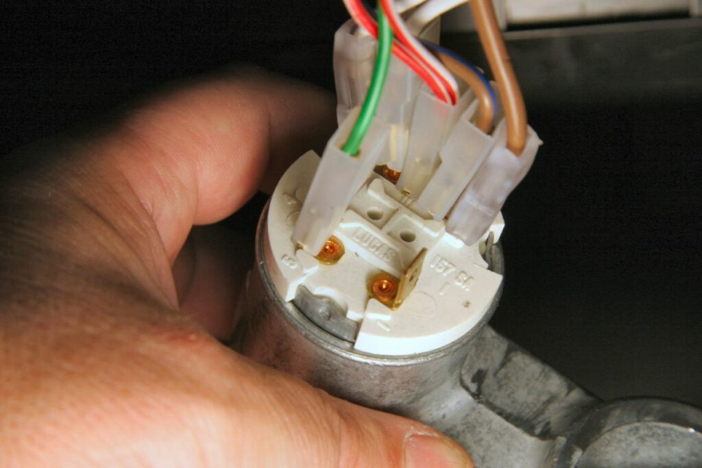 How to Bypass Ford Ignition Module  